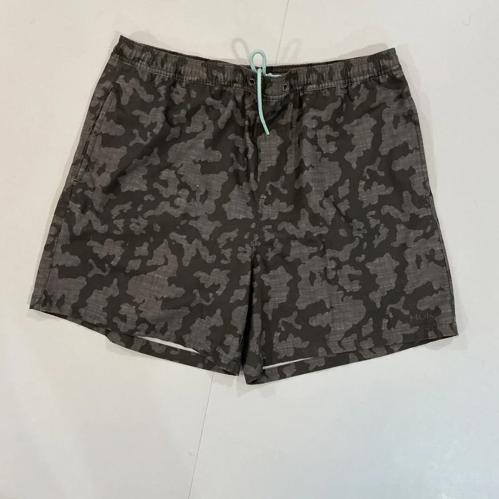 Huk Performance Fishing Shorts Camo Gray Elastic Waist‎ Gorpcore Mens M